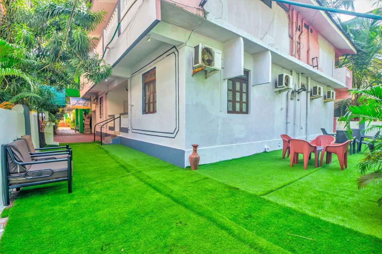 Отель Jack'S Calangute Place Экстерьер фото